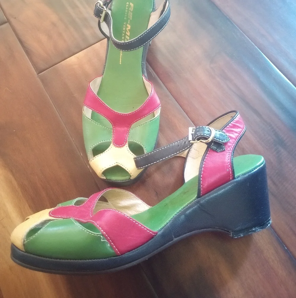 Vintage Bright Strappy Heels - Picture 3 of 6
